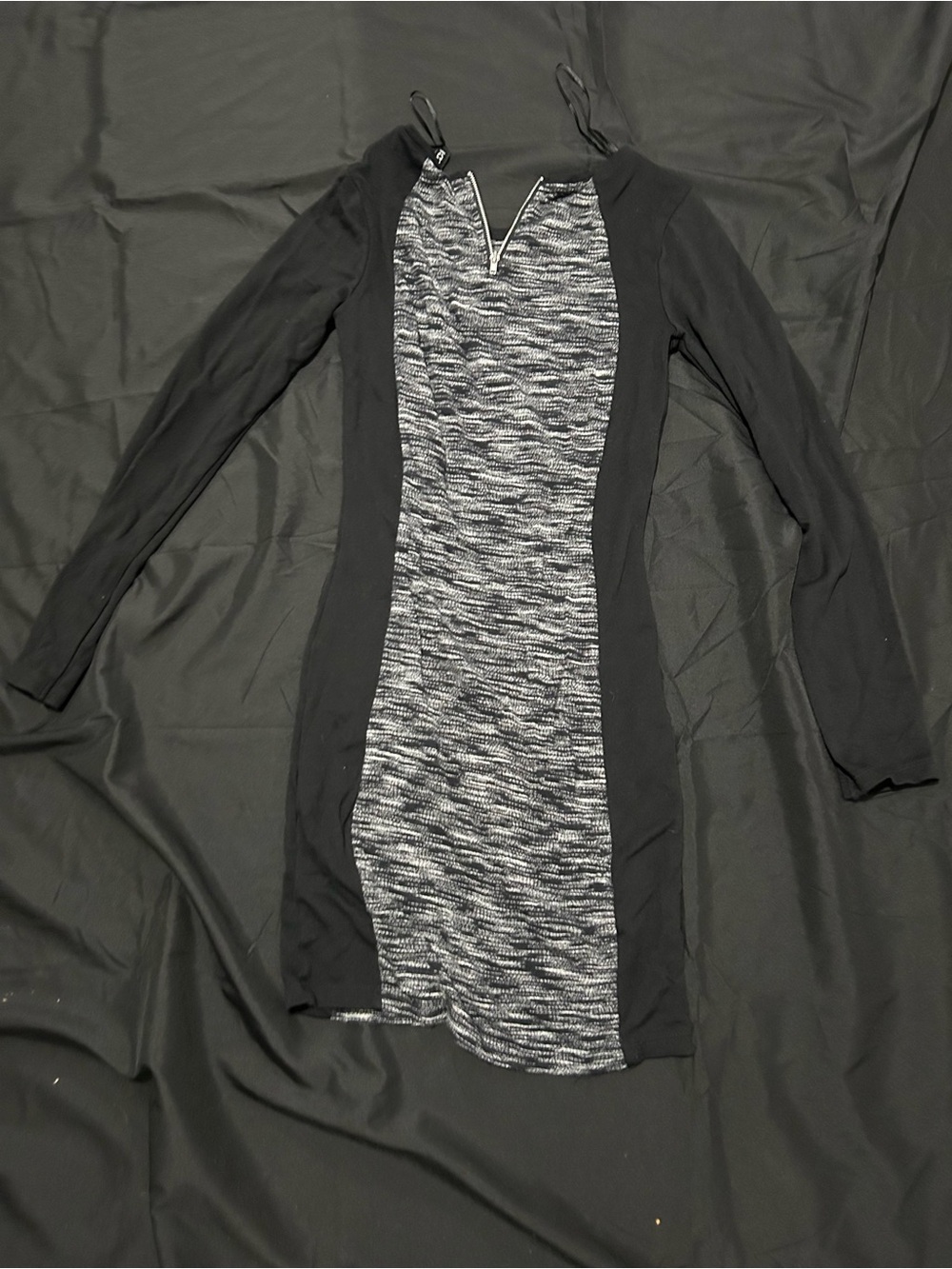 Divided Black and Gray Panel Long-Sleeve Bodycon Dress